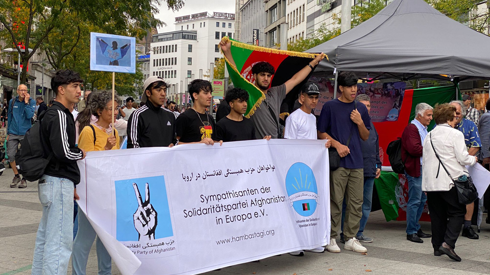 گردهمایی هواخواهان همبستگی بهمناسبت سومین سال بربریت حاکم طالبان گردهمایی هواخواهان همبستگی بهمناسبت سومین سال بربریت حاکم طالبان