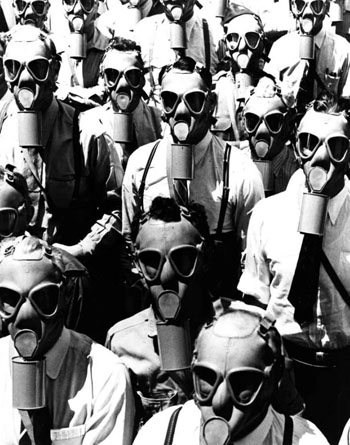 آزمایش ماسک ضد گاز‌های زهری روی عساکر امریکا توسط دولت این کشور