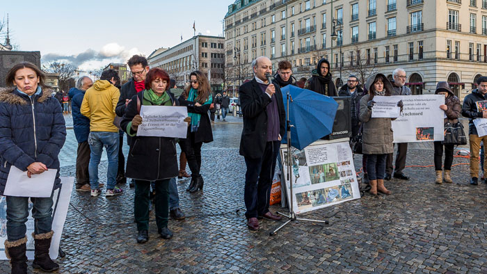 تجمع اعتراضی برای دادخواهی خون فرخنده در برلین