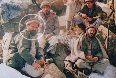 «قوماندان عبدالحق در حملات راکتی بر کابل نقش عمده داشت.» «قوماندان عبدالحق در حملات راکتی بر کابل نقش عمده داشت.»
