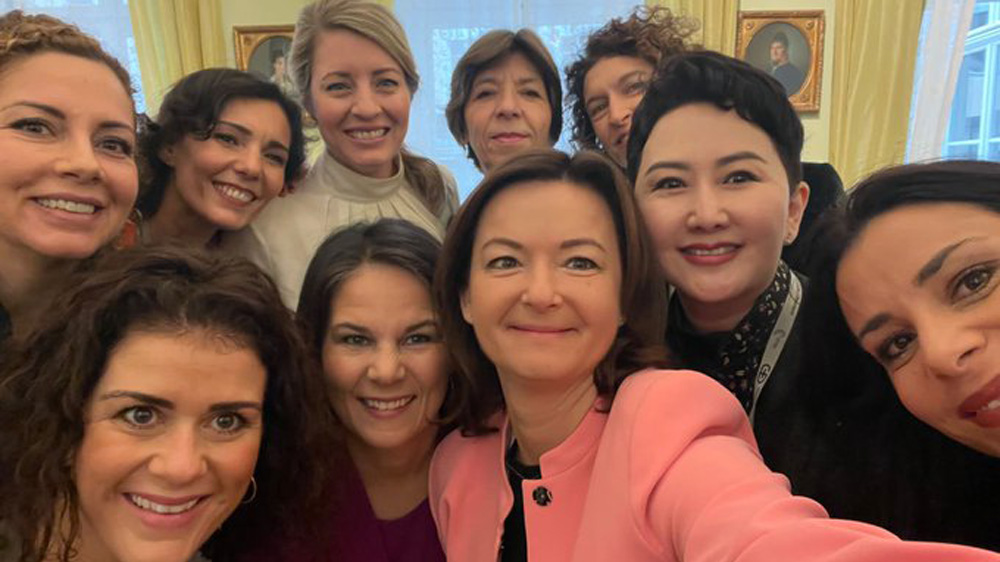 عکس سیلفی وزیران خارجه زن