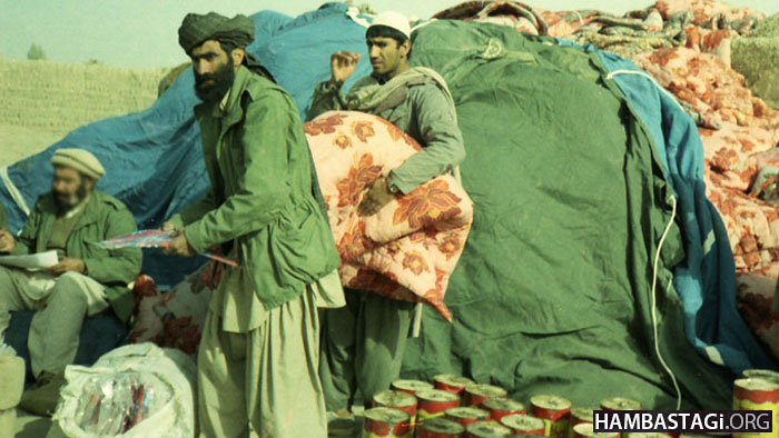 یاد عبدالرحیم خان حیدری و یاران جانباختهاش گرامی باد! عبدالرحیم خان حیدری در جریان توزیع مواد برای مردم فقیر فراه در سالهای پایانی جنگ مقاومت ضد روسی