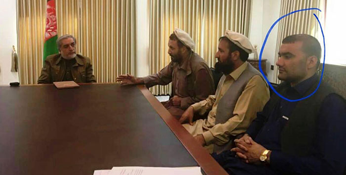 خدای رام سکرتر و سرگروپ گل کریم از قومندانان برجسته حضرت علی است. شخص حضرت علی متعلق به جمعیت اسلامی بوده از حمایت داکتر عبدالله برخوردار است. خدای رام سکرتر و سرگروپ گل کریم از قومندانان برجسته حضرت علی است. شخص حضرت علی متعلق به جمعیت اسلامی بوده از حمایت داکتر عبدالله برخوردار است.