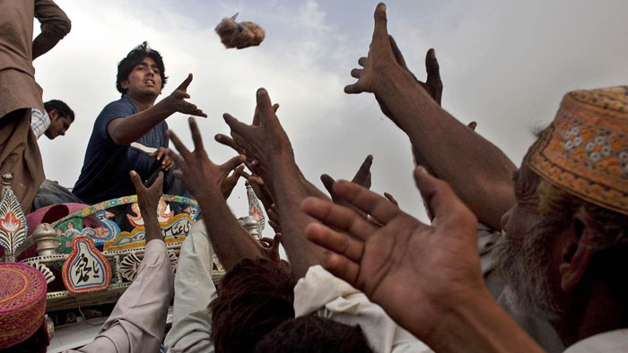 پاکستان، قدرت اتمی تروریست‌پرور که مردمش نان خوردن ندارند