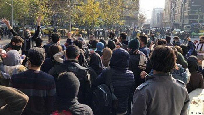 خیزشهای مردم ستمدیده علیه رژیم خونخوار ایران خیزشهای مردم ستمدیده علیه رژیم خونخوار ایران