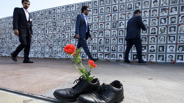 ۱۵ سپتمبر ۲۰۱۷: نمایشگاه عکس‌های برخی از جانباختگان تابستان ۱۳۶۷ در سویس