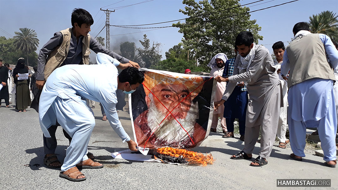 پر کنړ د پاکستان توغندیز برید پر وړاندې په جلالآباد کې اعتراضي غونډه پر کنړ د پاکستان توغندیز برید پر وړاندې په جلالآباد کې اعتراضي غونډه