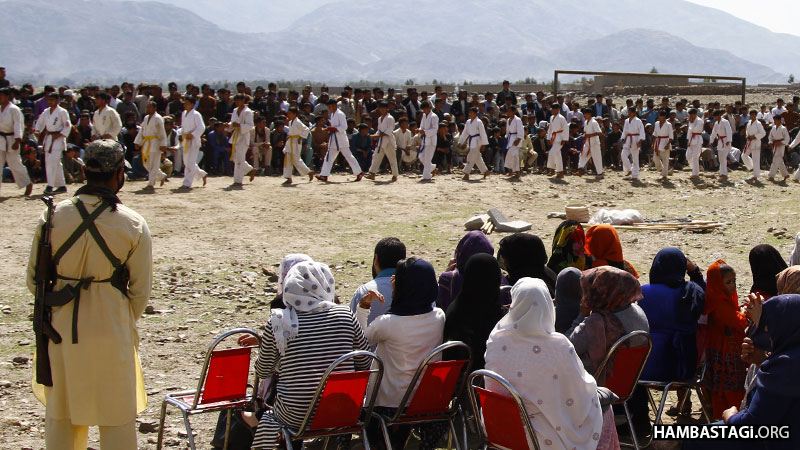 با تجلیل باشکوه نوروز در برابر جهل و وحشت بنیادگرایی بایستیم! با تجلیل باشکوه نوروز در برابر جهل و وحشت بنیادگرایی بایستیم!