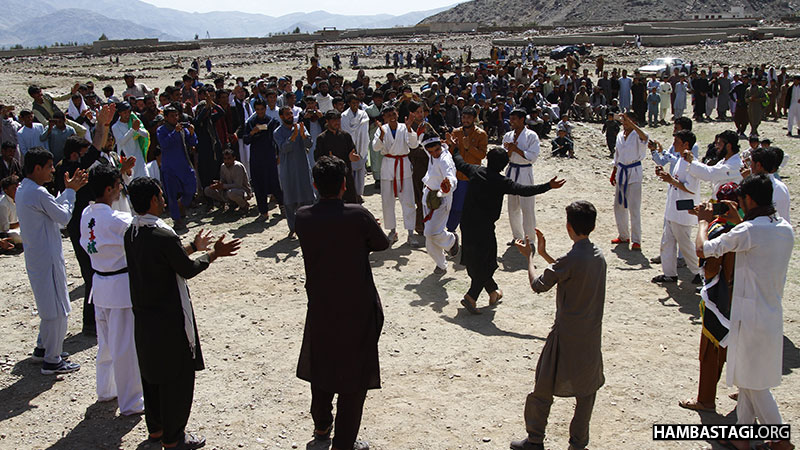 با تجلیل باشکوه نوروز در برابر جهل و وحشت بنیادگرایی بایستیم! با تجلیل باشکوه نوروز در برابر جهل و وحشت بنیادگرایی بایستیم!