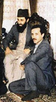 از همآغوشی دیکتاتور مذهبی ترکیه با همزاد افغانش میتوان پی برد که در کنفرانس استعماری «استانبول» چه نقش خاینانهای برای تحمیل دوباره طالبان ددمنش بر کشور بنیادگرازدهی ما بازی خواهد کرد. از همآغوشی دیکتاتور مذهبی ترکیه با همزاد افغانش میتوان پی برد که در کنفرانس استعماری «استانبول» چه نقش خاینانهای برای تحمیل دوباره طالبان ددمنش بر کشور بنیادگرازدهی ما بازی خواهد کرد.