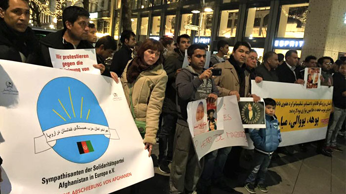 همبستگی حزب نینگ اروپاده گی هواخواه لری افغان پناهجولریدن  ارقه داشلیک بیلدیردی