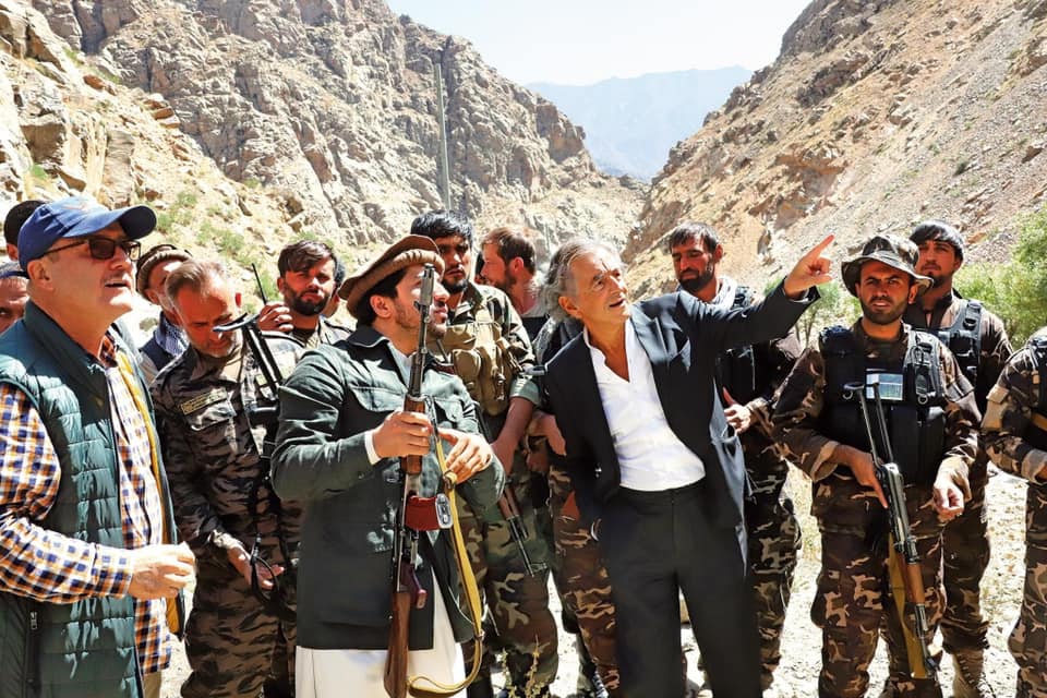 احمد مسعود و برنار آنری لوی