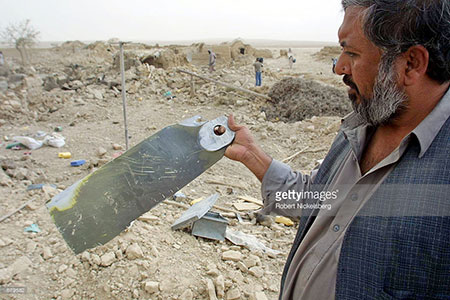 نوامبر ۲۰۰۱: حمله طیاره ای‌سی-۱۳۰ امریکایی بر قریه زراعتی چوکر کاریز (کندهار) که منجر به مرگ حداقل ۹۳ تن شد.