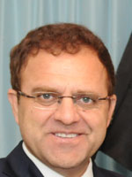 عمر زاخیلوال