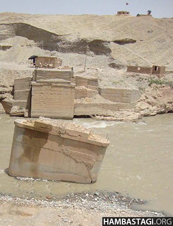 Puente del río de kukcha de la zona de khwajaghar es truido por ahmad shah massoud.