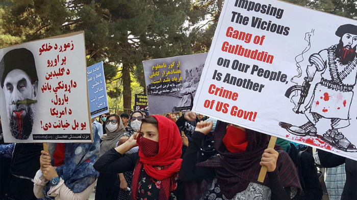 Afghanistan signs peace deal with warlord who ‘killed thousands’ during battle for Kabul Afghanistan signs peace deal with warlord who ‘killed thousands’ during battle for Kabul