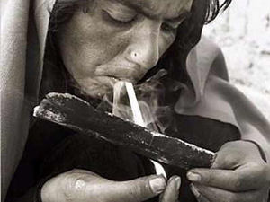 مواد مخدر باعث ازدیاد اعتیاد در کشور گردیده است