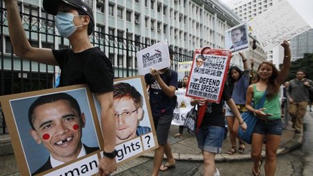 تظاهرات به دفاع از ادوارد اسنودن در هانگکانگ